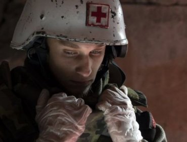 "Yo rescato a los muertos del olvido": Los recolectores de cadáveres en la guerra entre Rusia y Ucrania