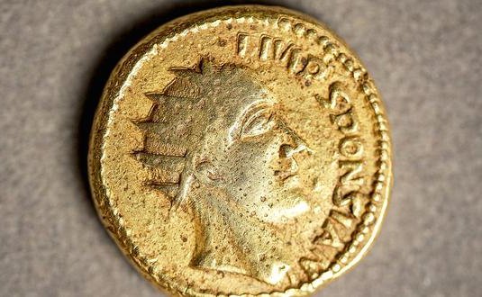 La moneda de oro que prueba la existencia de un emperador romano que se creía era ficticio