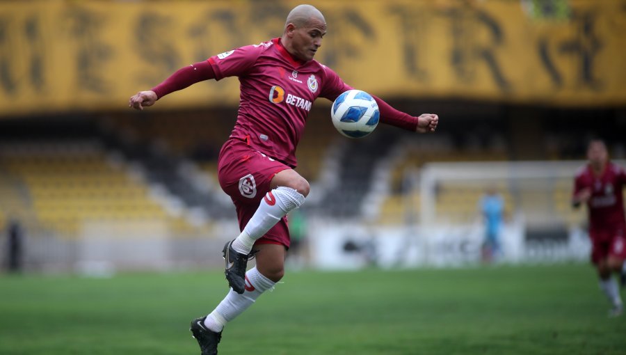 Tras 20 años: Humberto "Chupete" Suazo regresa a San Luis de Quillota para la temporada 2023