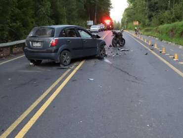 Motociclista perdió la vida tras protagonizar violento accidente de tránsito con un vehículo en Panguipulli