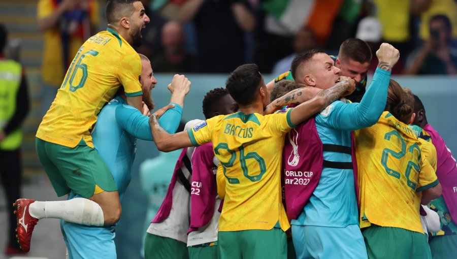 Australia sorprende y clasifica a octavos de final del Mundial tras derrotar a una decepcionante Dinamarca