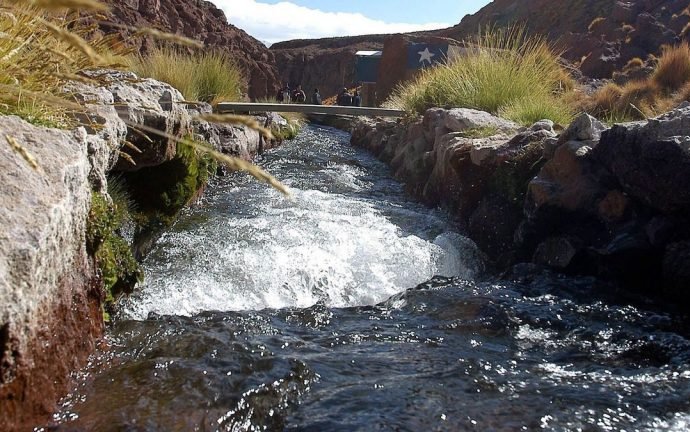 La Haya afirma que el curso del río Silala es internacional y que el uso que Chile hace de sus aguas es razonable