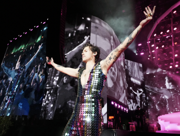 Harry Styles encantó a sus fanáticas con impecable concierto en Chile