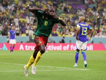 Brasil clasificó como primero del Grupo G a pesar de la derrota ante Camerún que les quitó el invicto