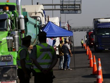 Mantienen en prisión preventiva a camionero que portaba pasta base y un arma durante paro en la región de Valparaíso