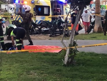 Joven de 19 años murió baleado frente a playa Cavancha de Iquique: además una mujer que transitaba por el lugar resultó herida