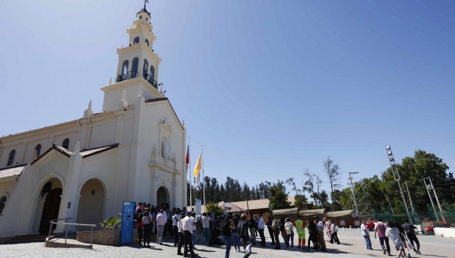Peregrinación hacia Santuario de Lo Vásquez vuelve tras dos años: conozca los cortes de ruta y recomendaciones