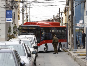¿Es factible implementar los buses con estándar RED en el Gran Valparaíso? Expertos dan sus diagnósticos tras anuncio del Gobierno