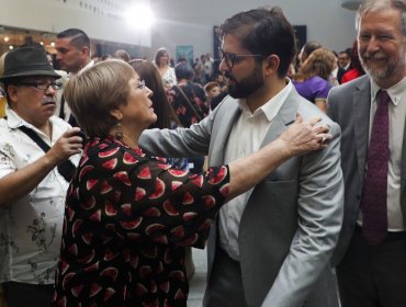 Boric y Bachelet participaron en acto por Día Internacional de los DD.HH. y coincidieron en que "la irrelevancia de los egos no tiene cabida"