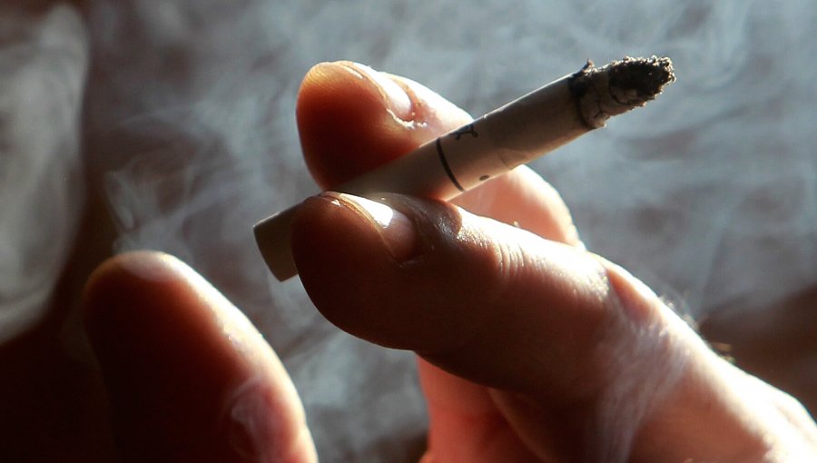 Nueva Zelanda aprueba una ley que prohibirá fumar a todas las generaciones futuras
