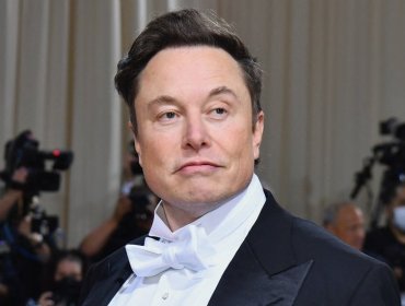 Elon Musk sigue reduciendo su participación en Tesla y vende 22 millones de acciones