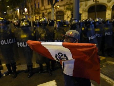 Gobierno de Chile hizo un llamado al "cese de la violencia" y a una "pronta solución de la crisis" en Perú