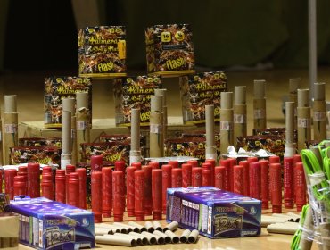 Cae el mayor distribuidor de fuegos artificiales del barrio Meiggs de Santiago: vendía hasta un peligroso explosivo usado en la minería