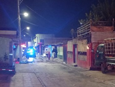 Madre y su hijo de 4 años murieron en incendio en población de La Pintana