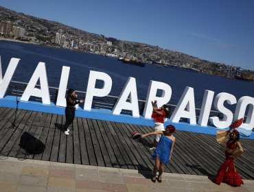 Positivas proyecciones para el verano en Valparaíso: estiman llegada de 280 mil argentinos y de 90 mil turistas en cruceros