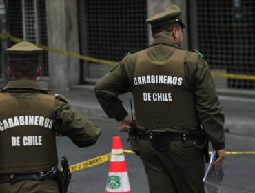 Carabineros detuvieron a tres sujetos mientras robaban casa en La Florida