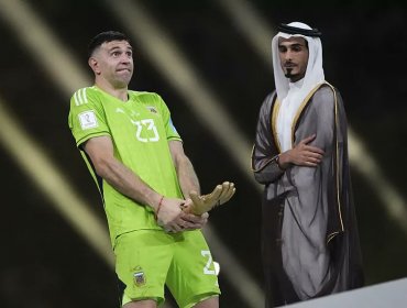 Las explicaciones de "Dibu" Martínez a su grosero gesto durante la premiación de Qatar 2022