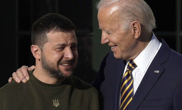 Zelensky visita en la Casa Blanca a Biden en su primer viaje fuera de Ucrania desde el inicio de la guerra