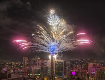 Por cuarto año consecutivo: Cancelan show de fuegos artificiales de Año Nuevo en la Torre Entel
