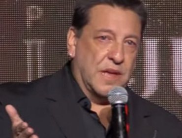 Julio César Rodríguez se emocionó hasta las lágrimas en “Premios La Junta” por incendios en Viña del Mar