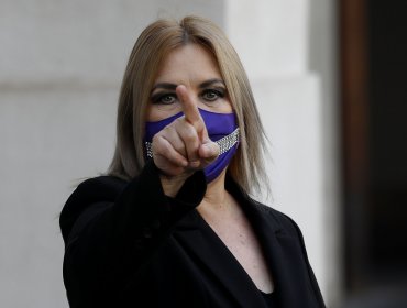 Pamela Jiles es blanco de duras críticas tras publicar (y luego borrar) polémico tuit sobre el incendio en Viña del Mar