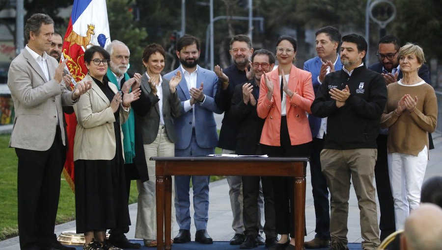 Proyecto eje Alameda-Providencia: Presidente Boric firma convenio que beneficiará desde Lo Prado hasta Providencia