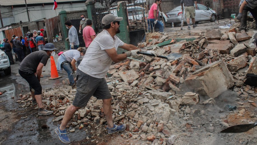 Proceso de remoción de escombros en zona siniestrada de Viña del Mar tardará al menos dos semanas