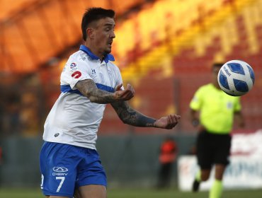 Tomás Asta-Buruaga dejó la UC para convertirse en nuevo jugador de U. La Calera para la temporada 2023