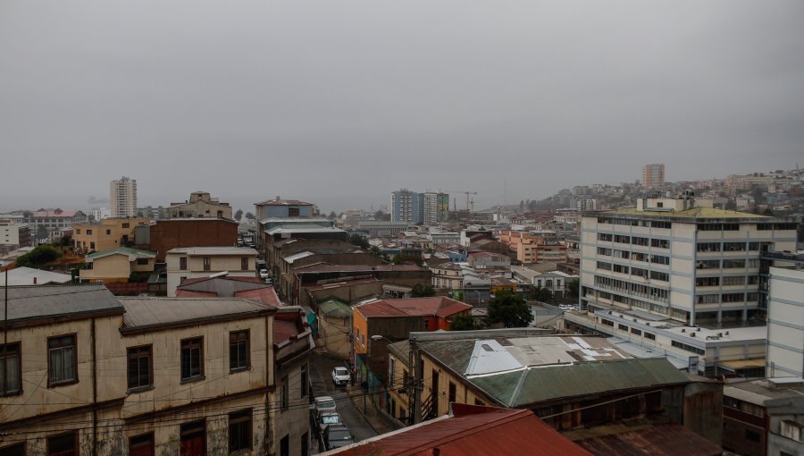 Lluvias y tormentas eléctricas acompañan el último día del año en la Región de Valparaíso