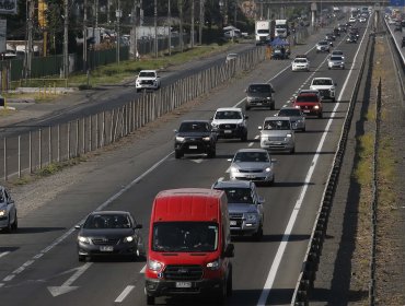 Solo 30 mil autos han salido desde Santiago a la Región de Valparaíso: Otros 100 mil han buscado otros destinos