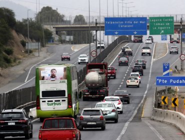 Año Nuevo: Más de 180 mil vehículos han salido de la región Metropolitana