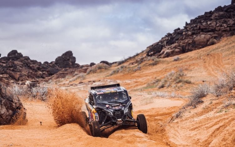 "Chaleco" López tuvo una mala jornada, pero se mantiene sexto en la general del Rally Dakar