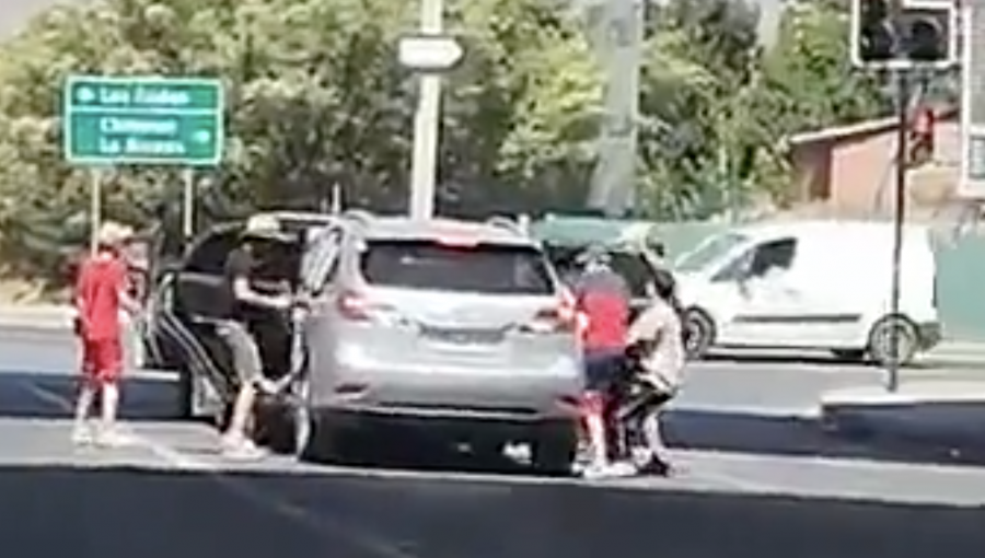 Matrimonio fue víctima de encerrona en Colina: cinco delincuentes los amenazaron con armas de fuego