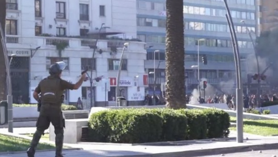 Comienza juicio oral contra ex carabineros acusados de disparar contra manifestantes en Viña del Mar durante el estallido social