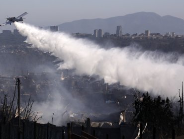 12 incendios forestales se mantienen en combate: los de mayor relevancia se registran en Los Ríos, La Araucanía y Metropolitana