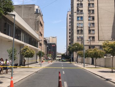 GOPE realizó procedimiento por artefacto sospechoso en el centro de Santiago: Personas que trabajan en alrededores fueron evacuadas