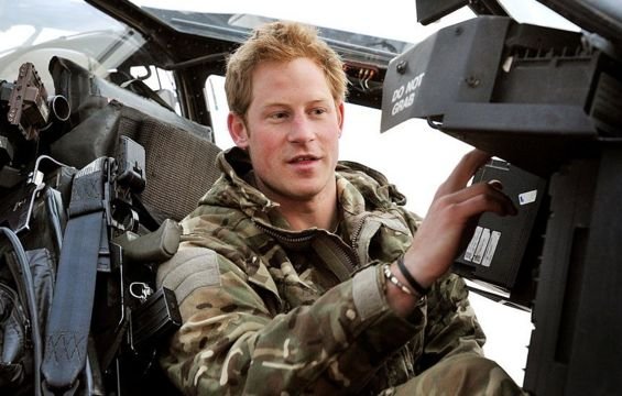 La polémica que desató el príncipe Harry al revelar la cantidad de talibanes que mató en Afganistán