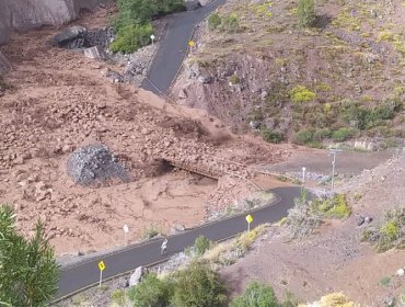 Declaran Alerta Amarilla para San José de Maipo tras remoción en masa en Baños Morales: 49 personas se encuentran aisladas