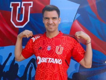 Cristopher Toselli fue oficializado como el sexto refuerzo de la U para la temporada 2023