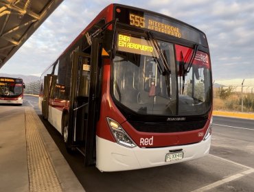 Este sábado comienza a operar el nuevo recorrido de buses que conectará el Metro de Santiago con el Aeropuerto de Pudahuel