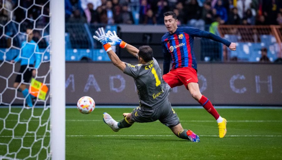 Betis de Pellegrini y Bravo fue eliminado en penales ante Barcelona por la Supercopa de España