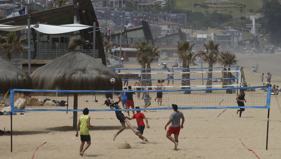 Polémica por cobro a los deportes en Reñaca: Concesionario explica que se paga por publicidad y niega montos denunciados