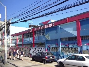 Grupo de delincuentes ingresan y roban especies en Liceo Bicentenario Marítimo en Valparaíso