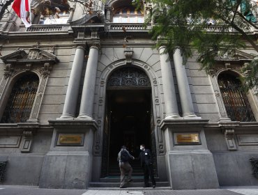 Ximena Rincón, Francisco Chahuán, Luciano Cruz-Coke y Javier Macaya buscan revocar indultos recurriendo al Tribunal Constitucional