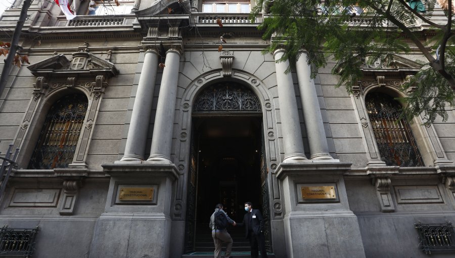 Ximena Rincón, Francisco Chahuán, Luciano Cruz-Coke y Javier Macaya buscan revocar indultos recurriendo al Tribunal Constitucional