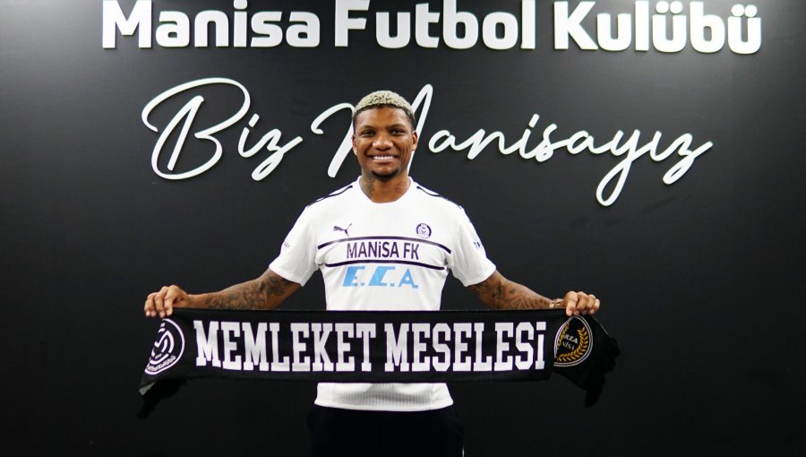 Junior Fernandes vuelve al fútbol europeo: firmó en club de la segunda división de Turquía