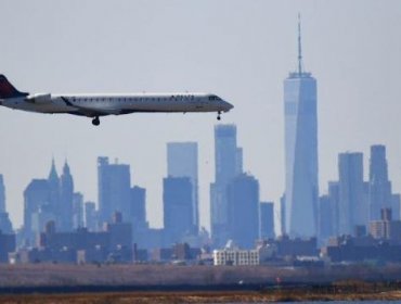 "¡Mier..., cancele el despegue!": El dramático momento en que dos aviones estuvieron a punto de chocar en Nueva York