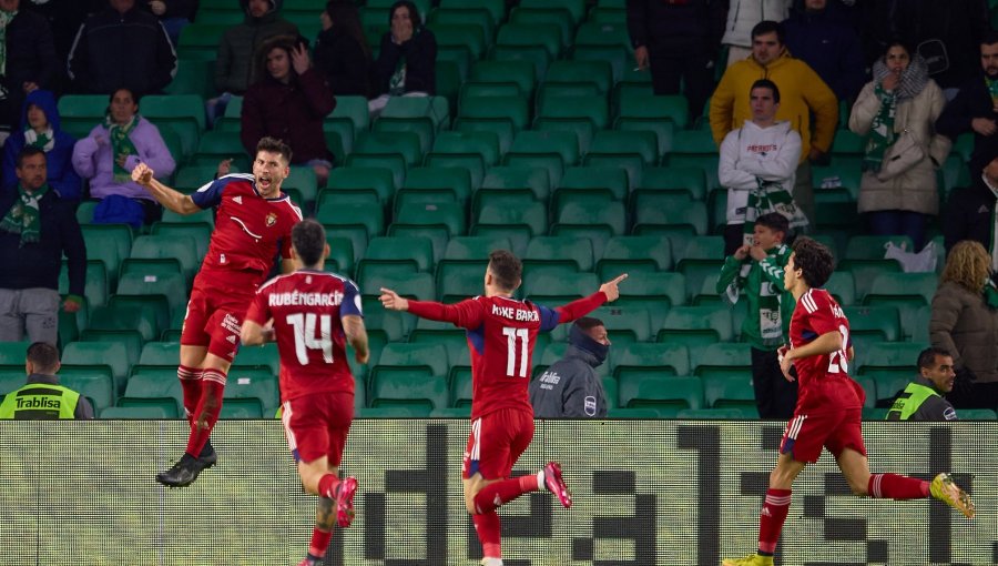 Batacazo en la Copa del Rey: Osasuna elimina al Betis de Pellegrini y Bravo tras la tanda de penales