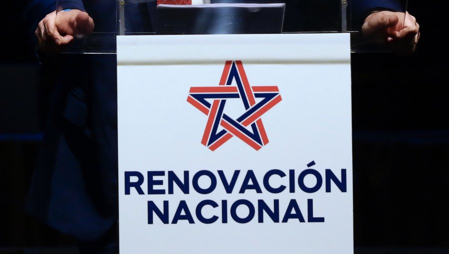 Históricos de Renovación Nacional en la región de Valparaíso piden "acelerar la máquina" de cara a la próxima elección de constituyentes