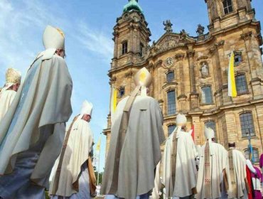 Iglesia católica alemana permitirá a víctimas de abusos sexuales ver sus expedientes